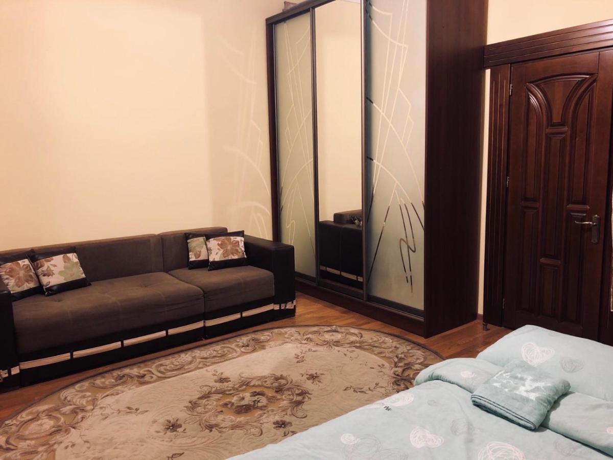 У Богдана Lviv Ngoại thất bức ảnh